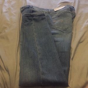 Women’s skinny jeans